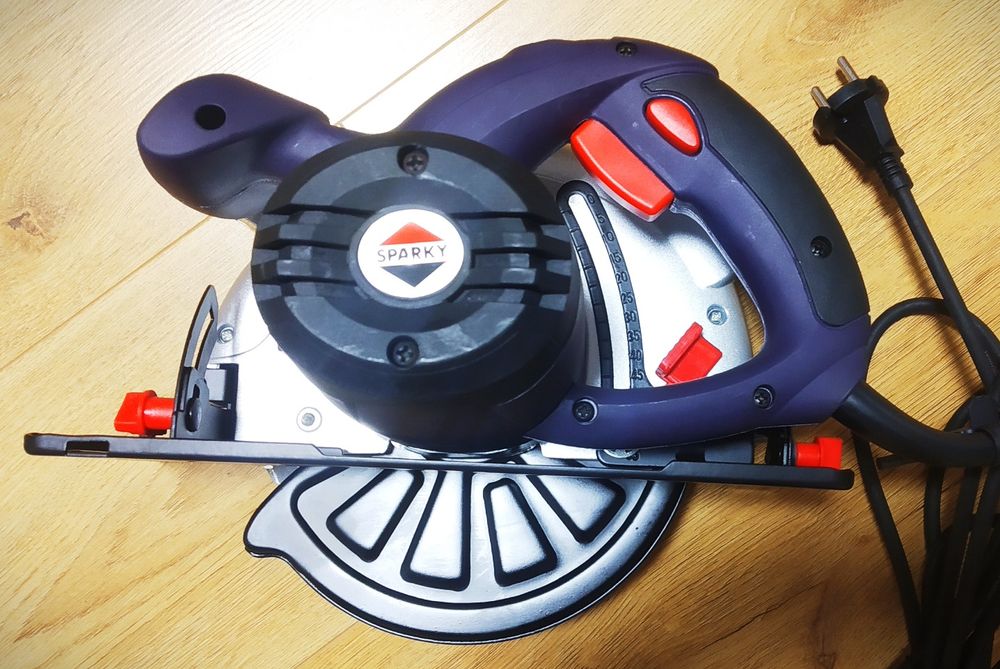 Ручная циркулярная дисковая пила Sparky ТК 65