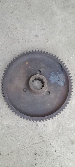 Продам шестерню привода юмз