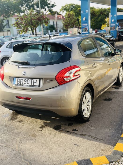 Peoguet 208, 2015 Caixa Automatico 1.2 Gasolina