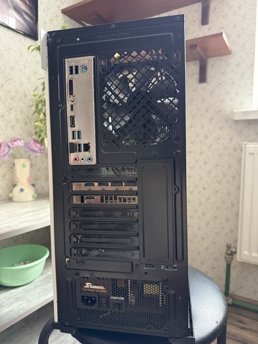 Потужний Ігровий пк або для роботи з відео