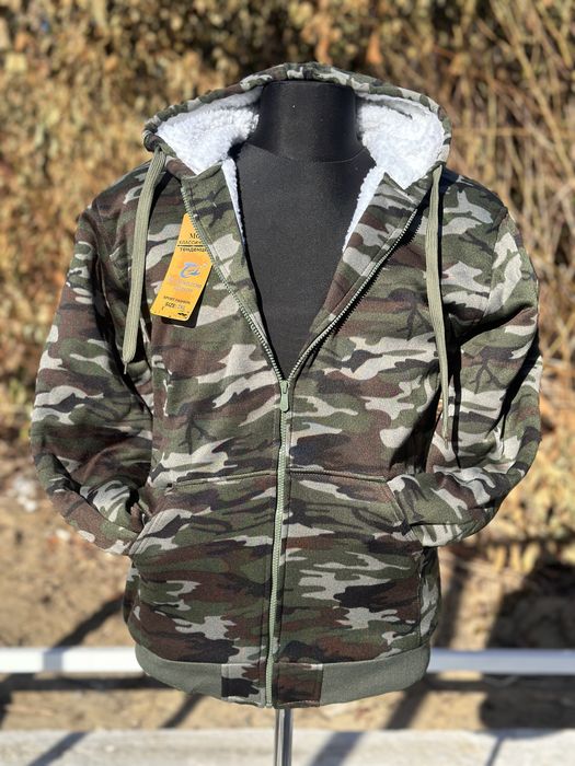 Камуфляжна тепла кофта на замку на штучному хутрі кофта 48