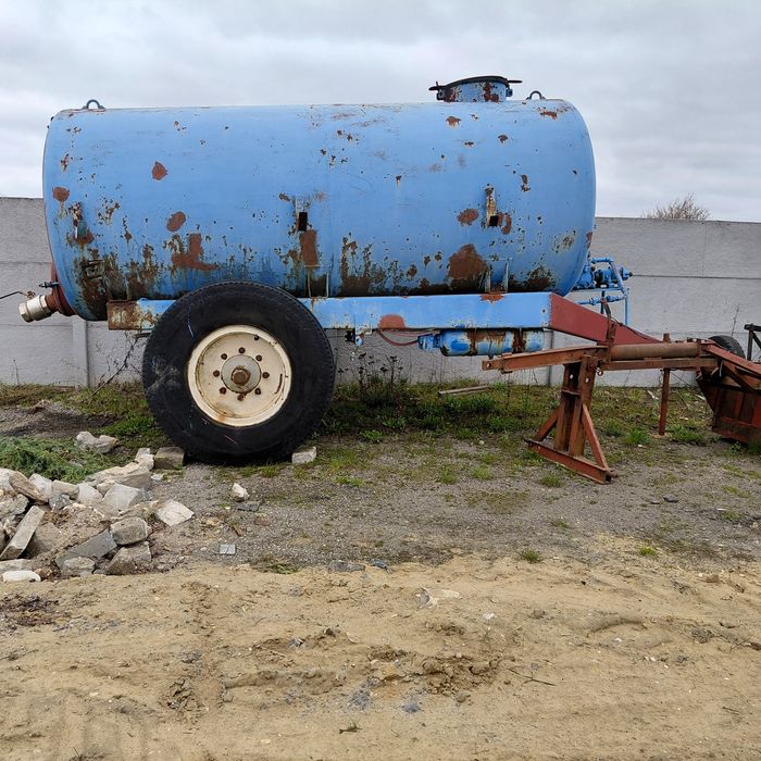 Sprzedam beczkowoz  3000l