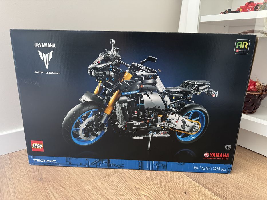 Lego Technic Yamaha MT-10 SP
