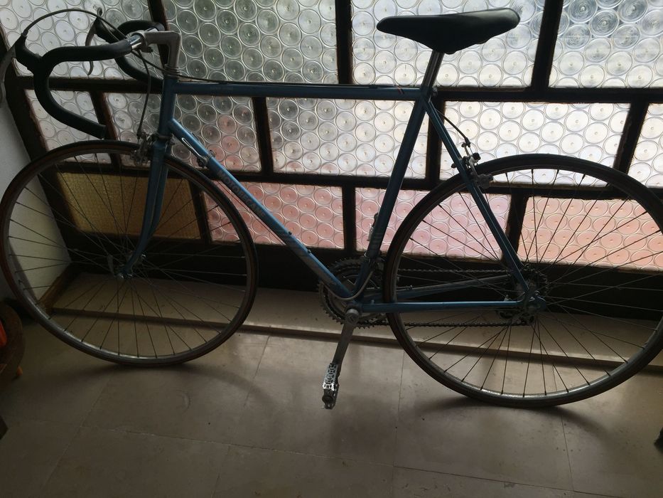 Motobecane quase nova