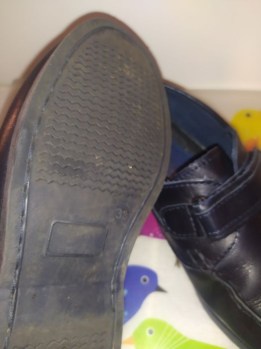 Sapato de vela com fivela Tiaguinho 33