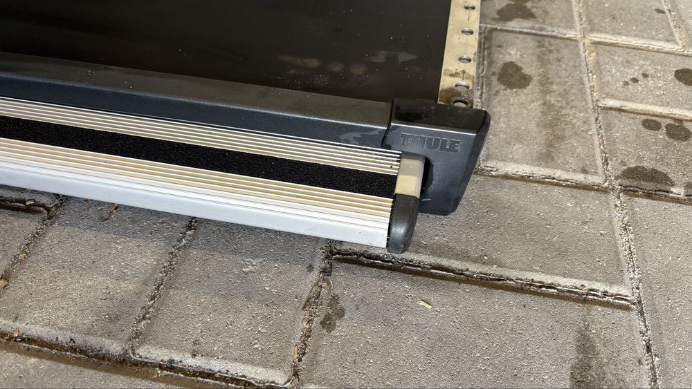 Kamper stopień Thule 700 + mocowanie Sprinter 907