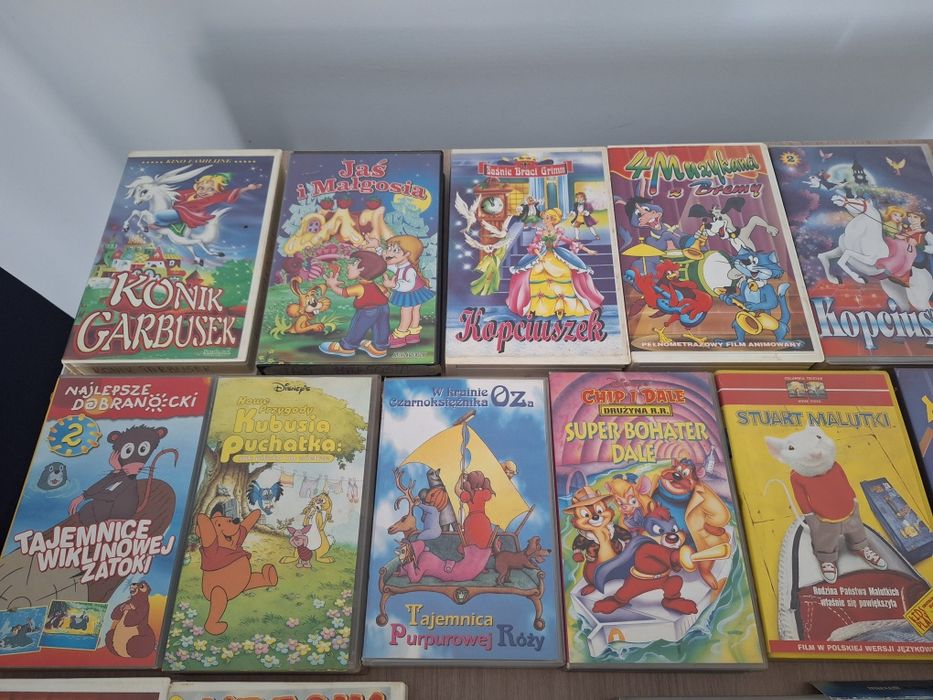 Kasety VHS (kasety video) zestaw.