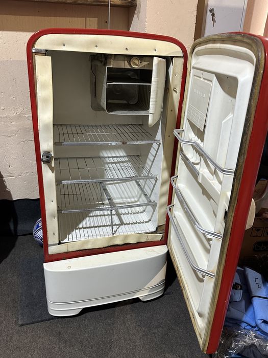 Ретро Холодильник Днепр ссср