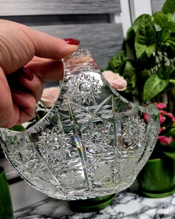 Хрустальные конфетницы корзинки