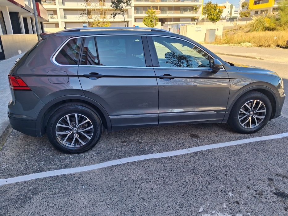 Volkswagen Tiguan — photo 4