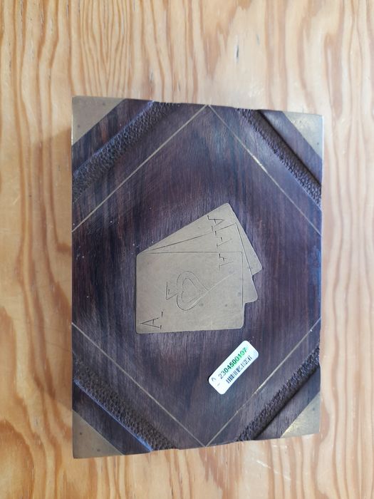 Caixa com Baralho de Cartas