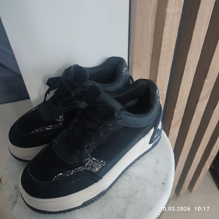 Buty sneakersy damskie 37
