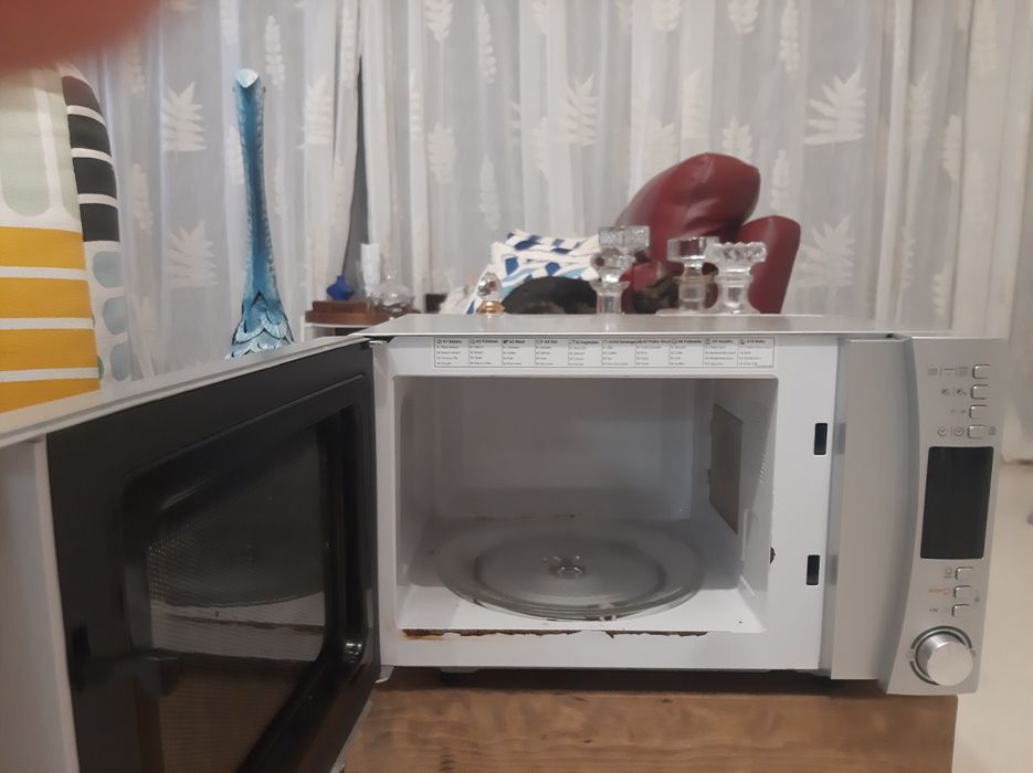 Microondas digital  Candy