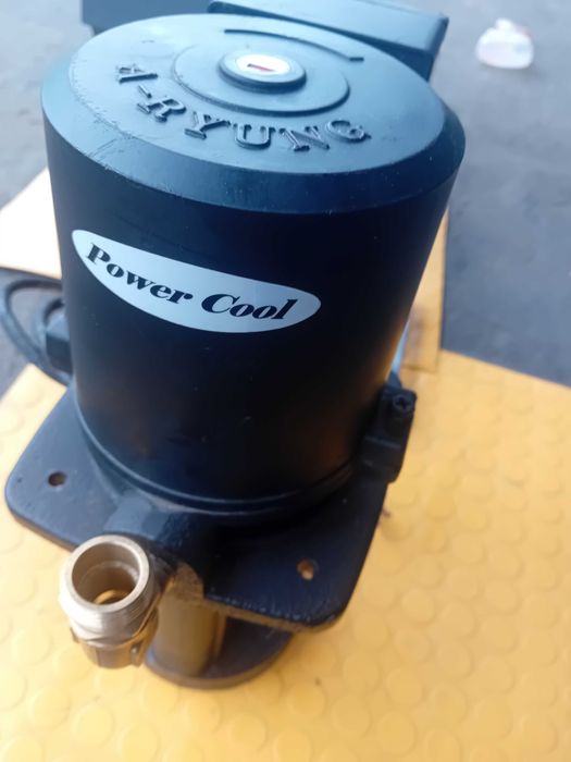 Bomba de refrigeração de alto rendimento para CNC.