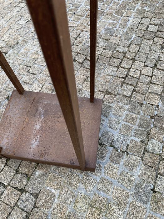 Armazenador de lenha em casa boa capacidade