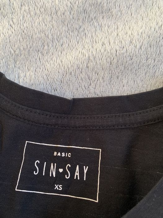 czarna bluzka tshirt Sinsay XS