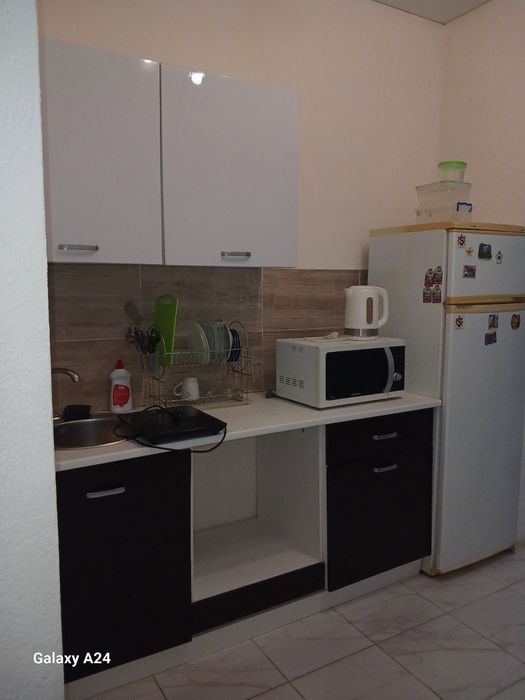 Сдам студию  большую на Боровского ЖК Золотые столбы,свет есть всегда