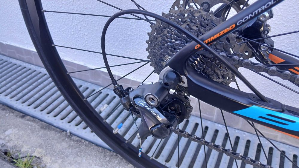 Bicicleta BH Quartz Disc Ultegra