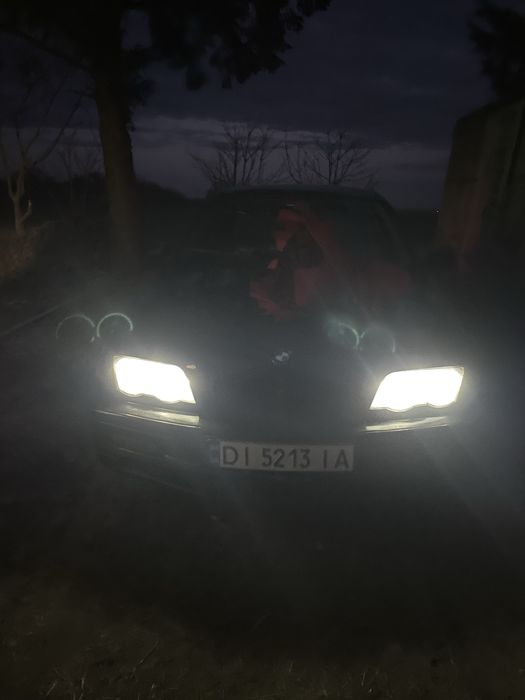 Продам  бмв е 46