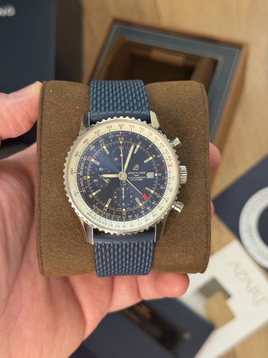 Breitling Navitimer World 46mm  Blue Super Set PL Salon