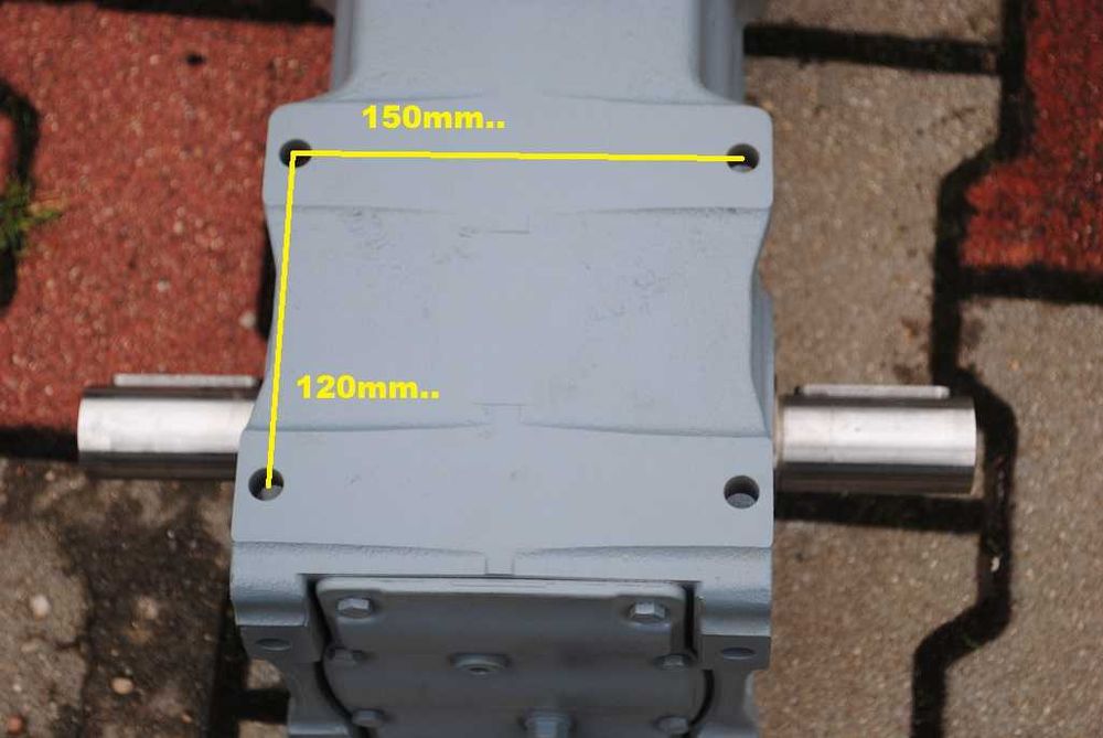 Motoreduktor kątowy 1.5kw. 33obr./min. z hamulcem. Firmy SEW
