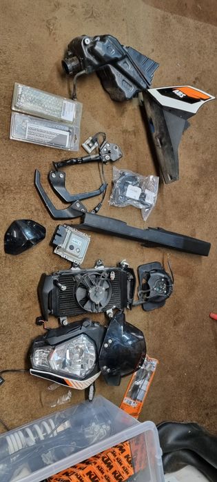 Części Ktm Duke 125/390