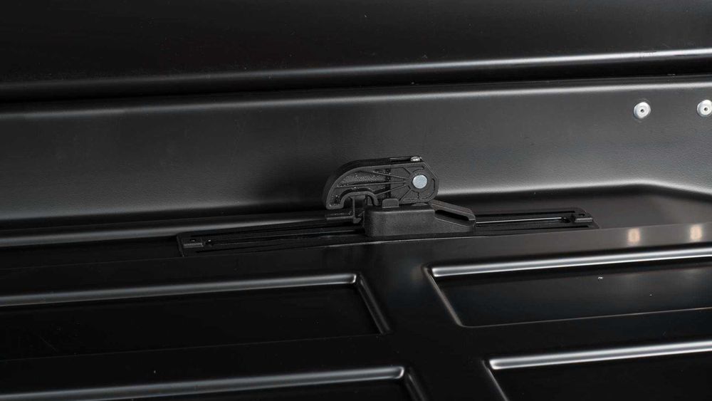 Box dachowy Taurus Altro 500 czarny połysk I Doradztwo i montaż