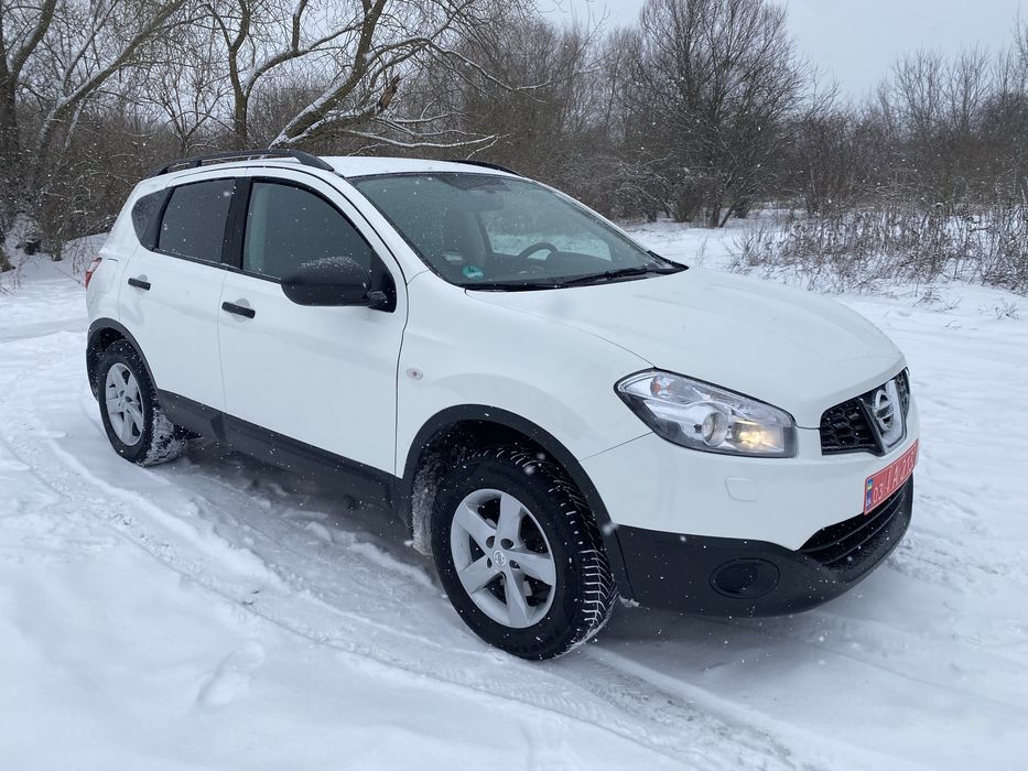 Автомобіль Nissan Qashqai