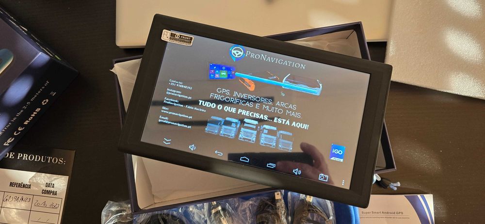 GPS iGO de [9] polegadas – Excelente estado