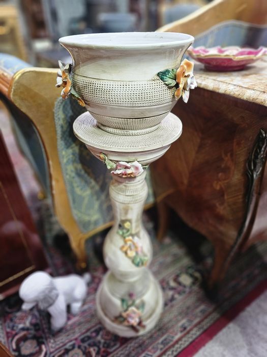 Kolumna osłonka na kwiat  kwietnik porcelana Capodimonte #1526 Stylowy