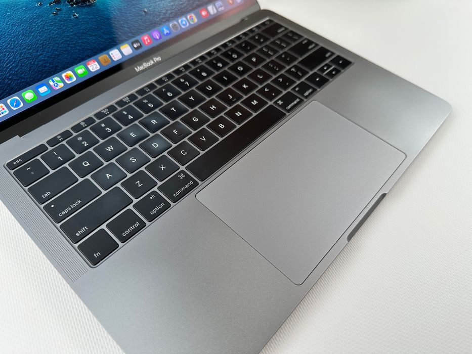 Apple MacBook Pro 13 i7 SSD 512gb 2016 для учёбы