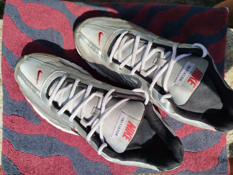 Кросівки Nike Initiator Men's Running Silver/Red/Blk, оригінал.