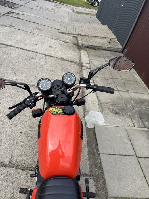 Mz