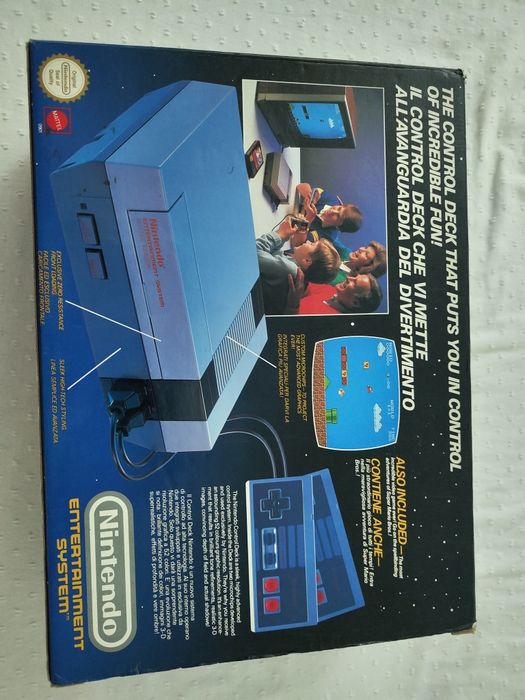 Consola Nintendo Entertainment System (NES) Versão Mattel com caixa