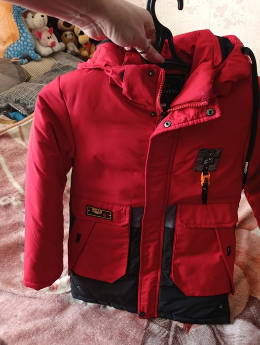 Продам зимову куртку