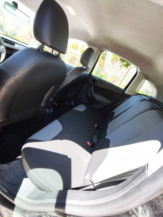Citroen C3 1.4 .