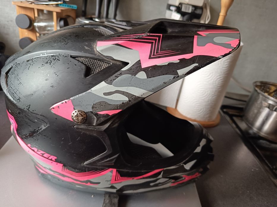 Sprzedam kask LAZER