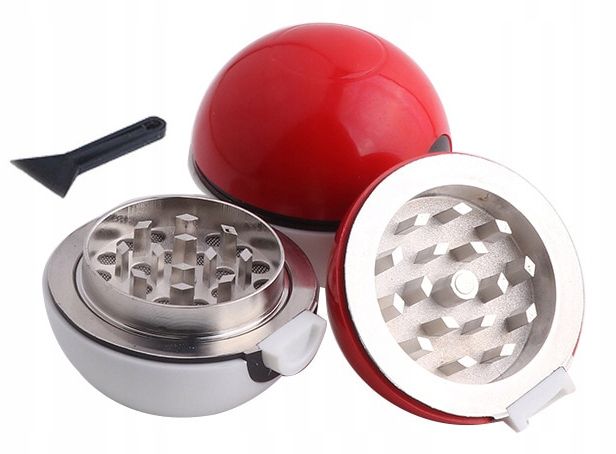 Młynek Crusher Grinder Pokemon Pokeball Pikachu