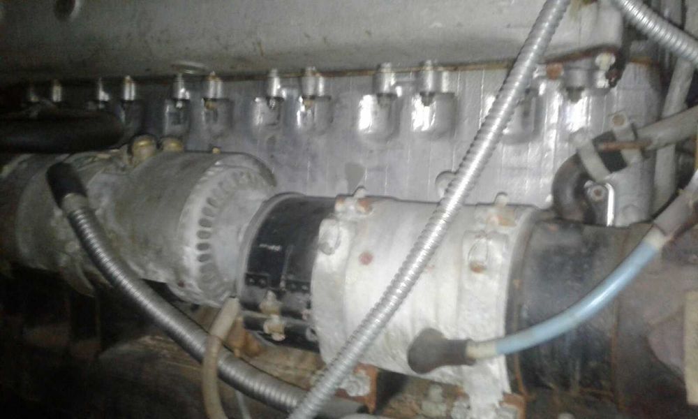 Продам дві 220В дизельелектростанції на 100КВТ+100КВТ