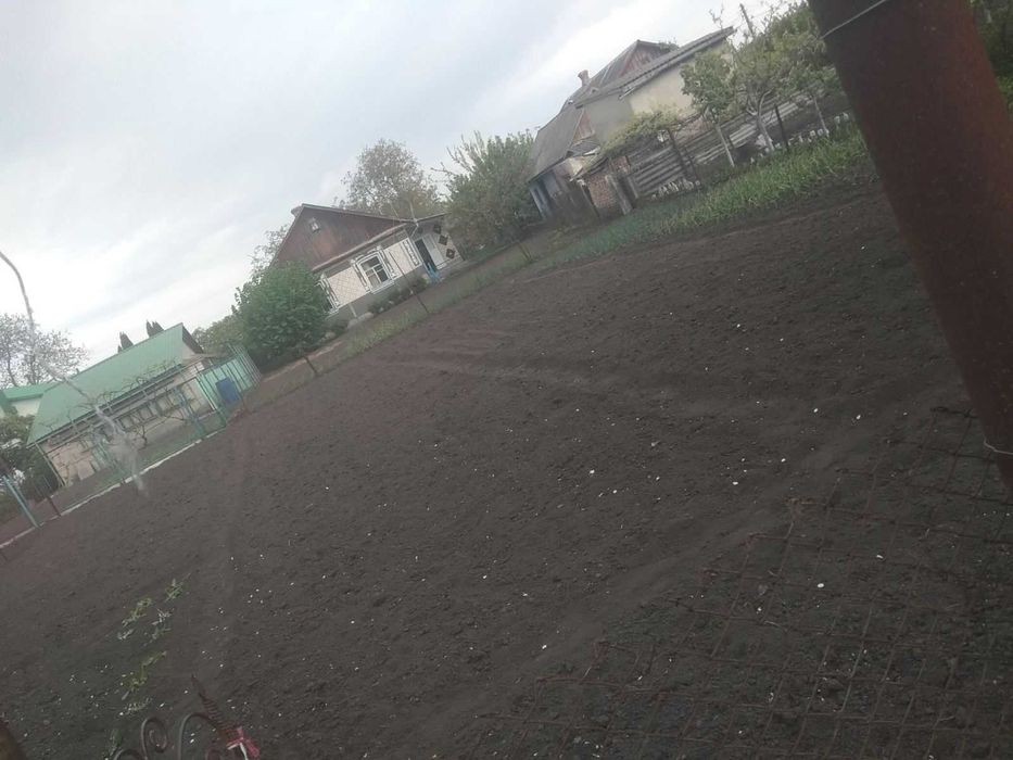 Продаж будинку..