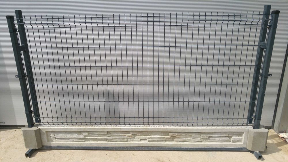 Ogrodzenie panelowe kompletne - panel 153cm + podmurówka 25cm, montaże