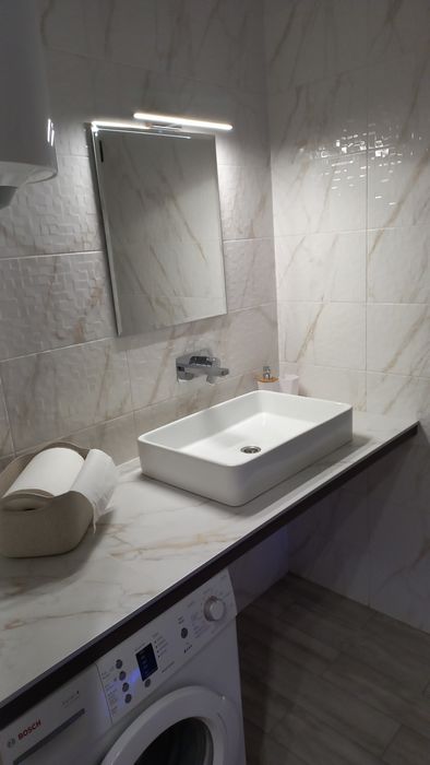 1-кімнатна квартира подобово біля ЖД вокзалу Світло 24/7 (новобудова)