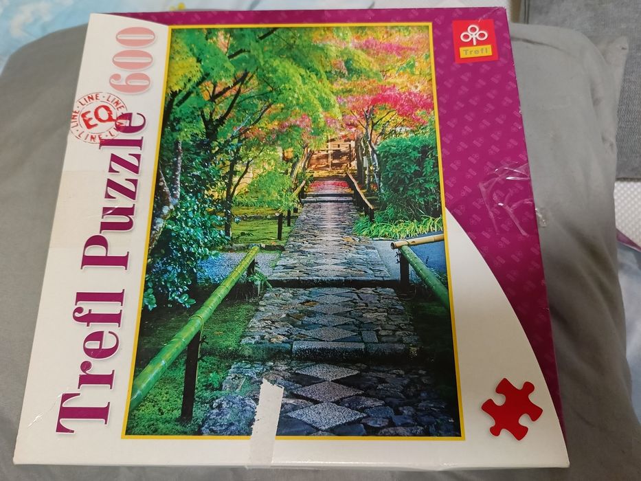 Пазли 600.            .