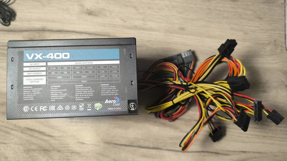 Продам блок живлення Aerocool VX-400 400W