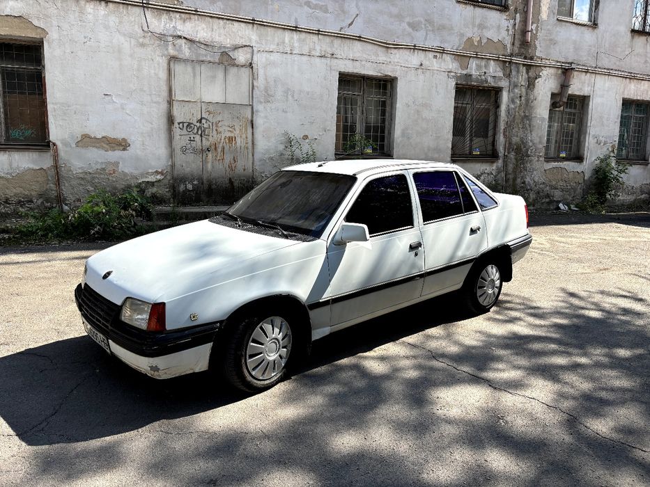 Opel Kadet 1,3 в отличном состоянии