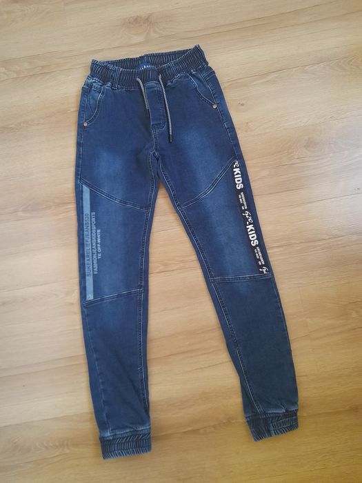Spodnie jeansy joggery dla chłopca 164