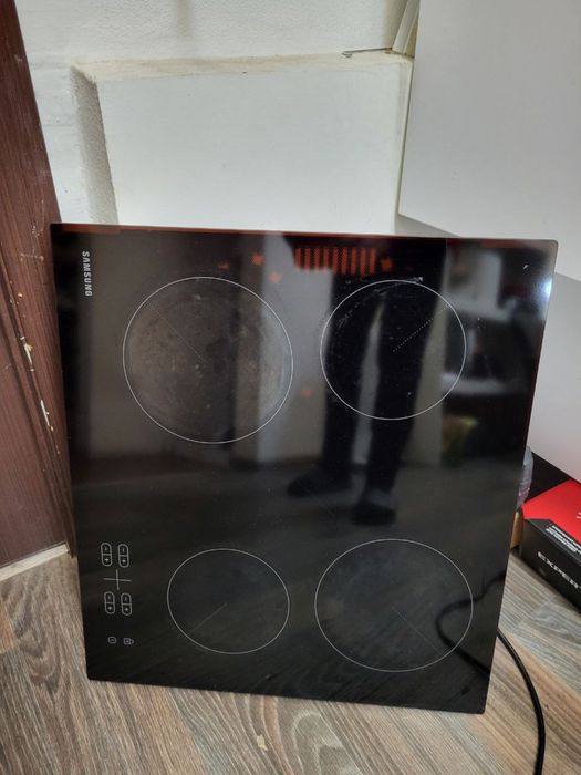 Варочная поверхность Samsung NZ64T3506AK