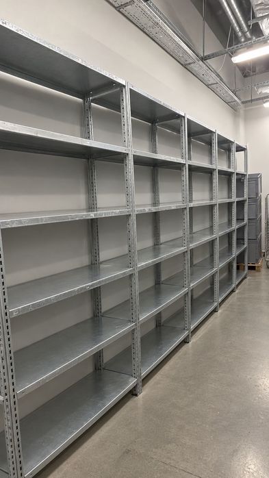 Regały magazynowe metalowe/ przemysłowe - solidne i profesjonalne