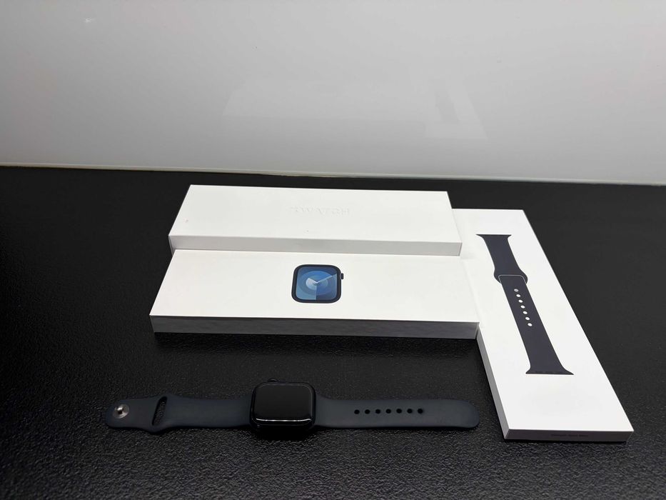 Apple Watch 9 41mm S/M GPS (Midnight)