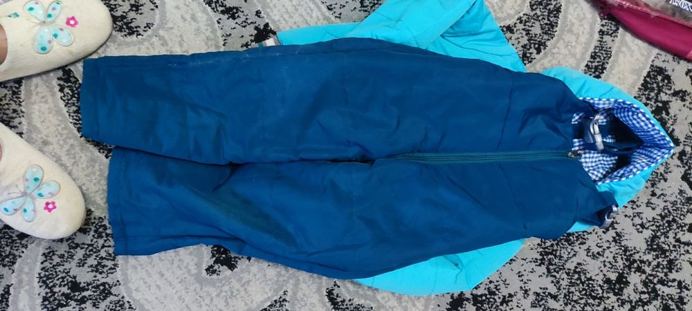 Продам костюм осень-весна